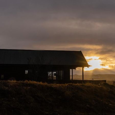 Cozy Cabin Near Golden Circle With Panoramic Views 모스펠스바이르 외부 사진