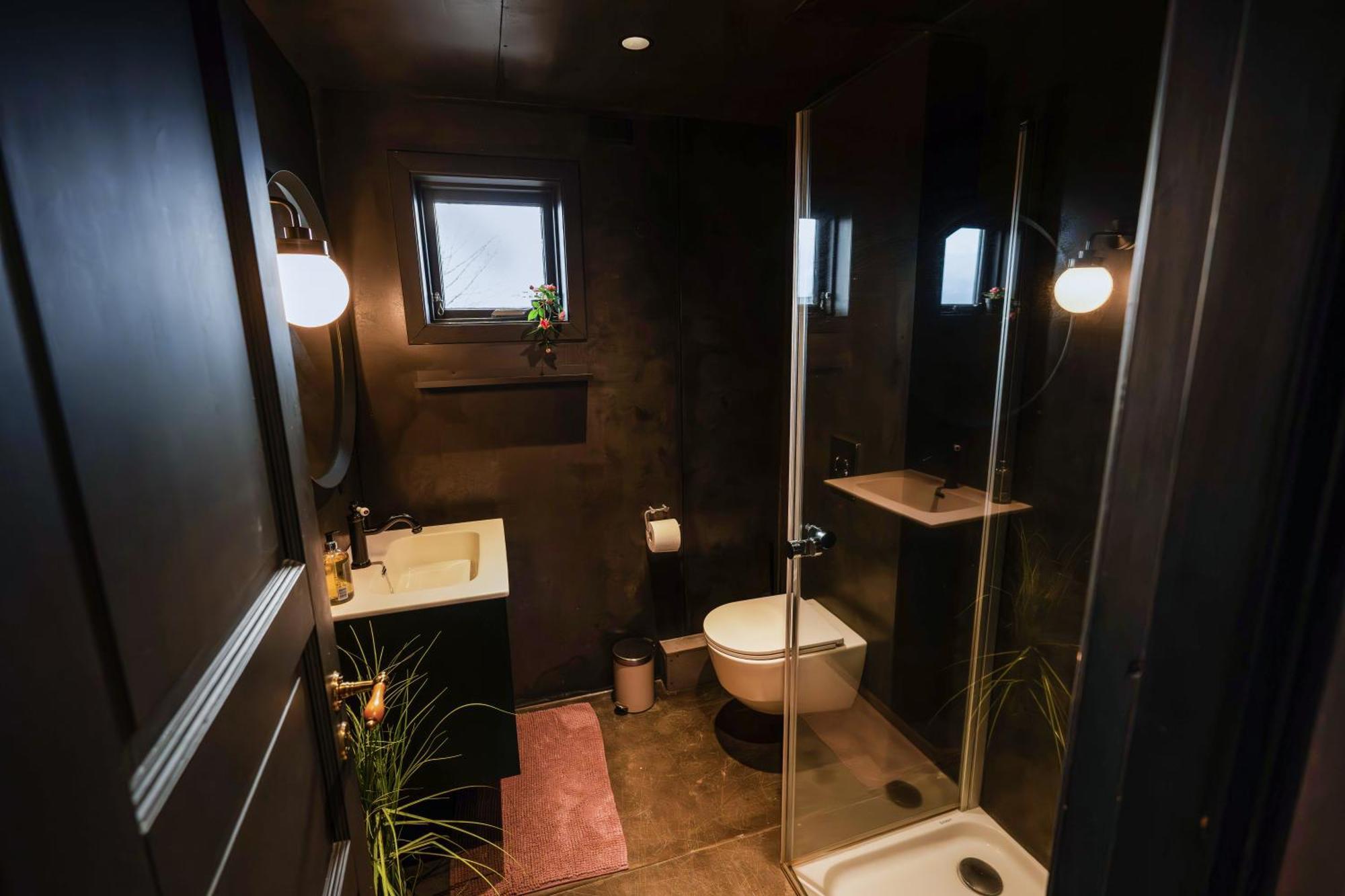 Cozy Cabin Near Golden Circle With Panoramic Views 모스펠스바이르 외부 사진