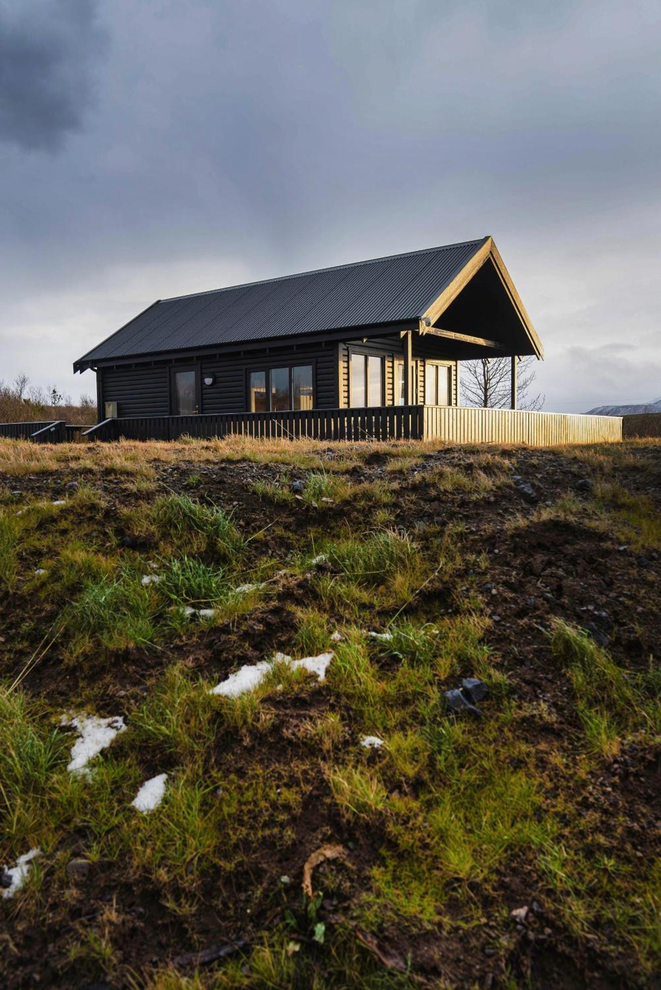 Cozy Cabin Near Golden Circle With Panoramic Views 모스펠스바이르 외부 사진