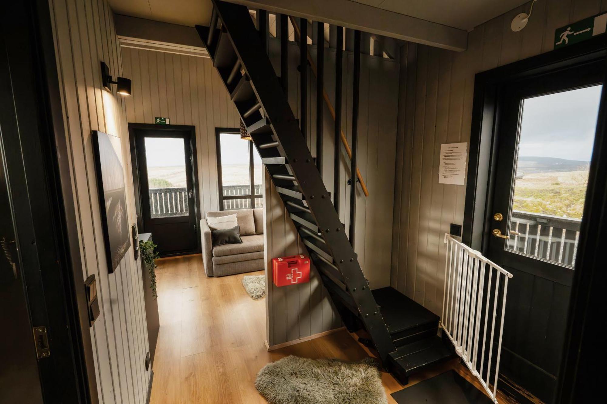 Cozy Cabin Near Golden Circle With Panoramic Views 모스펠스바이르 외부 사진