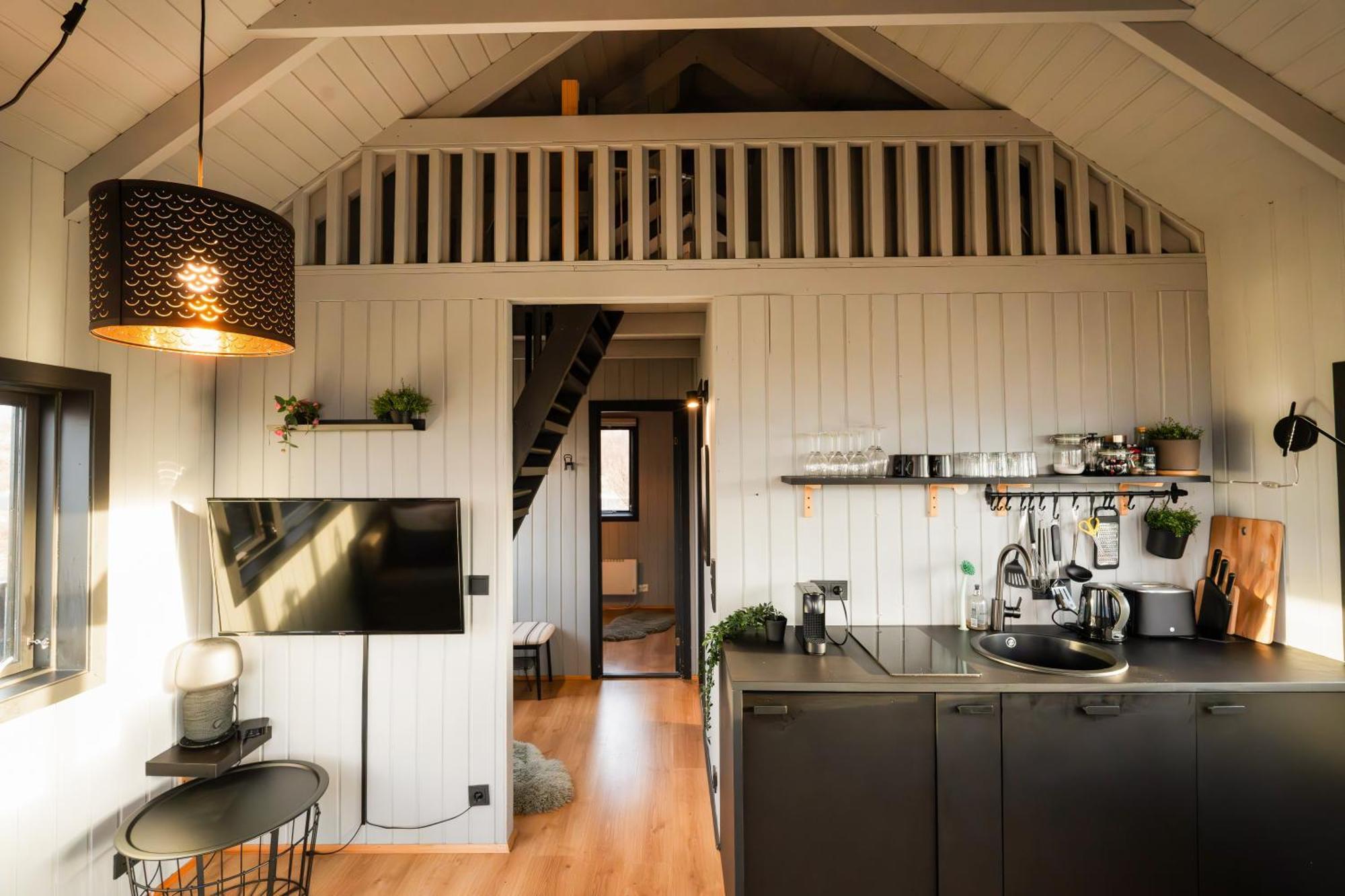 Cozy Cabin Near Golden Circle With Panoramic Views 모스펠스바이르 외부 사진